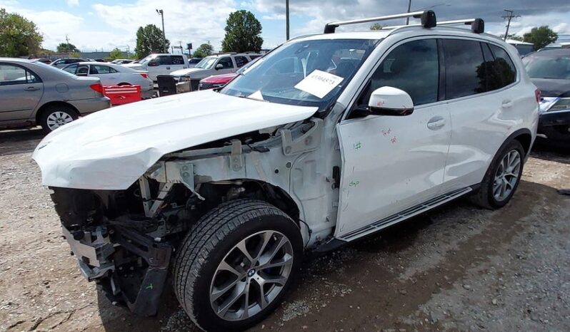 
								2019 BMW X5 full									