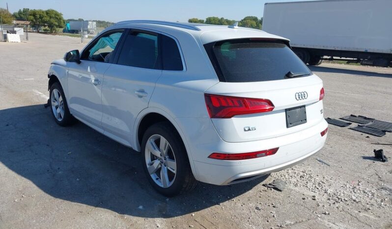 
								2018 Audi Q5 full									