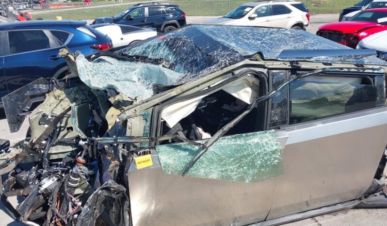 
								2024 Tesla Cybertruck full									