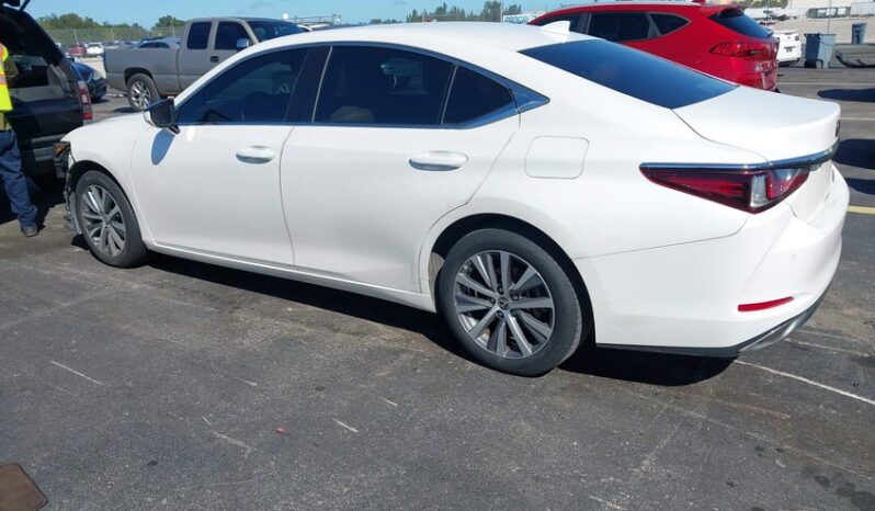 
								2021 Lexus Es 350 full									