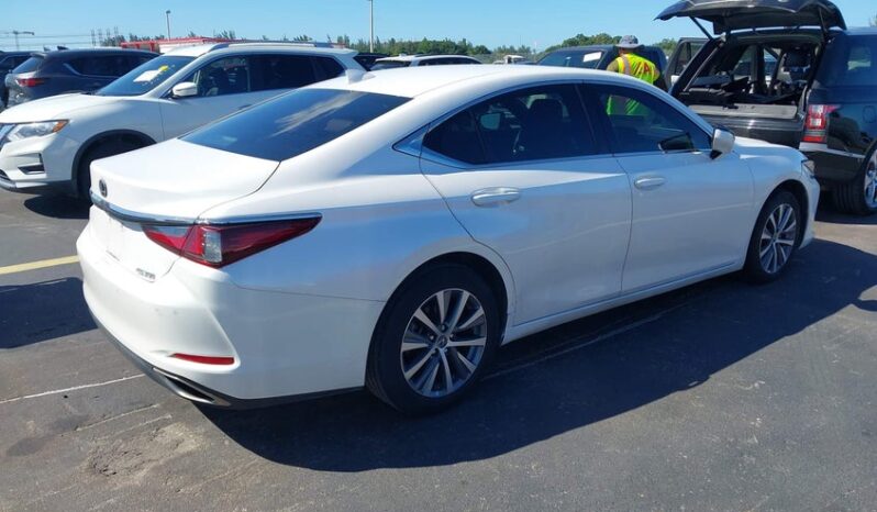 
								2021 Lexus Es 350 full									