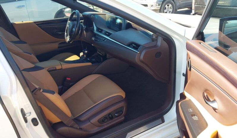
								2021 Lexus Es 350 full									