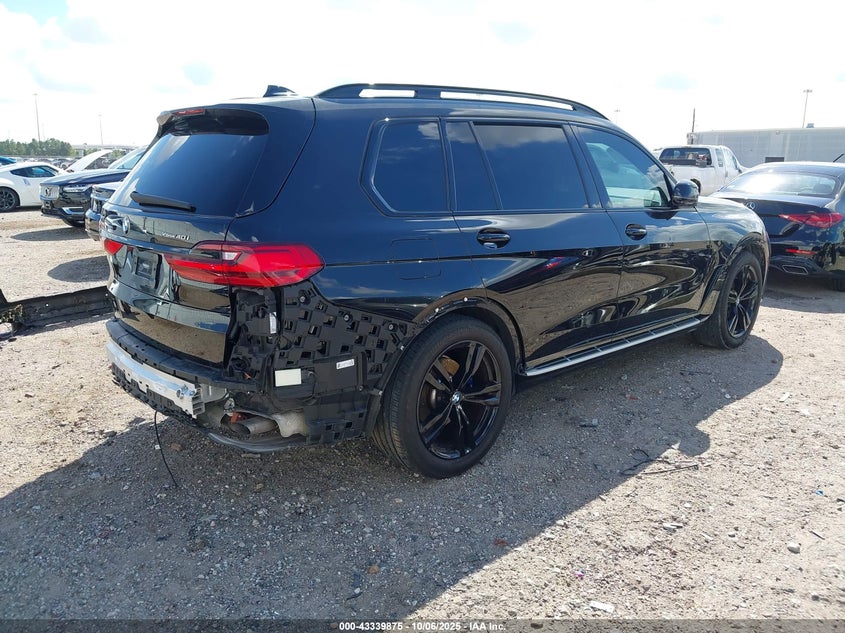 2021 BMW X7