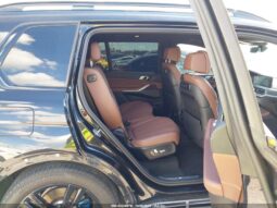 
										2021 BMW X7 full									