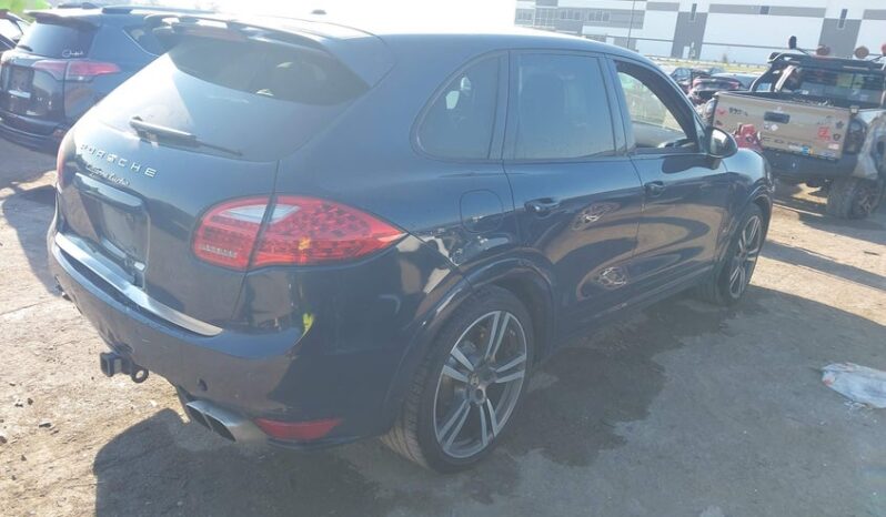 
								2013 Porsche Cayenne full									