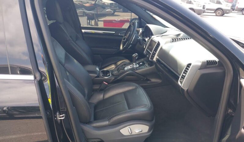 
								2016 Porsche Cayenne full									