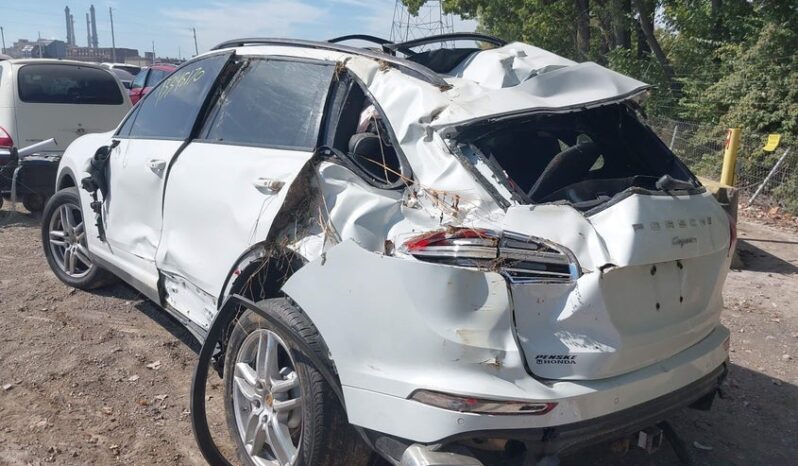 
								2016 Porsche Cayenne full									