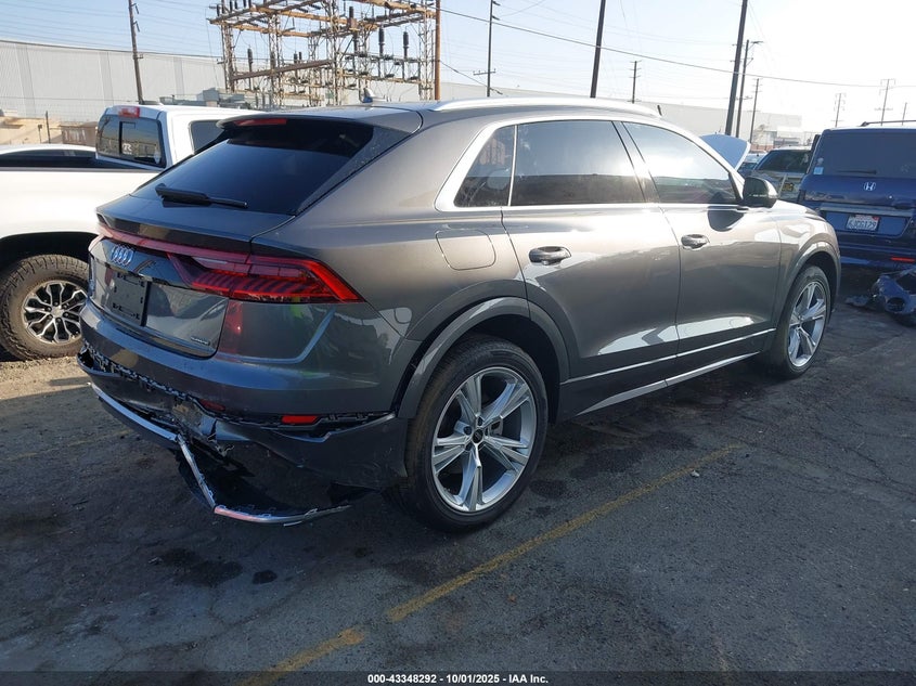 2023 Audi Q8