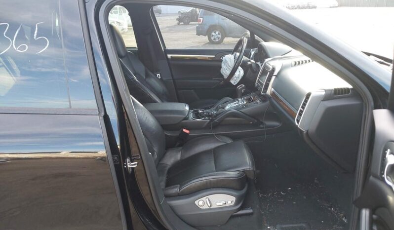 
								2012 Porsche Cayenne full									