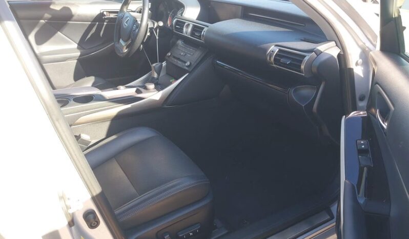 
								2015 Lexus Is 250 full									