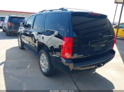 
										2013 Gmc Yukon full									