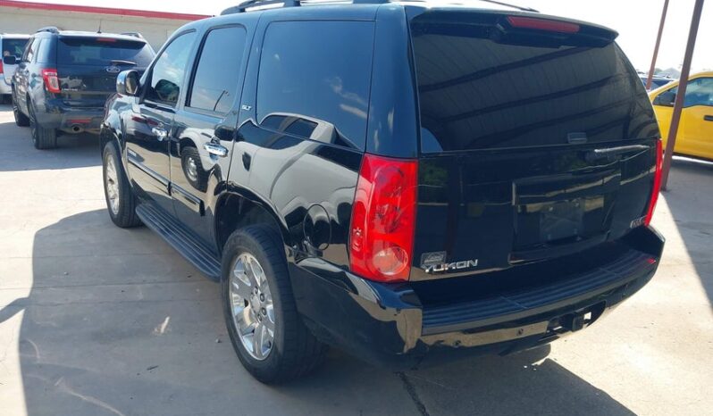 
								2013 Gmc Yukon full									