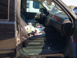 
										2013 Gmc Yukon full									