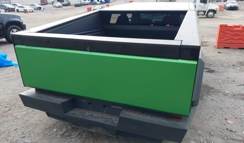 
								2024 Tesla Cybertruck full									