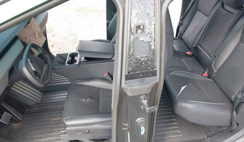 
								2024 Tesla Cybertruck full									