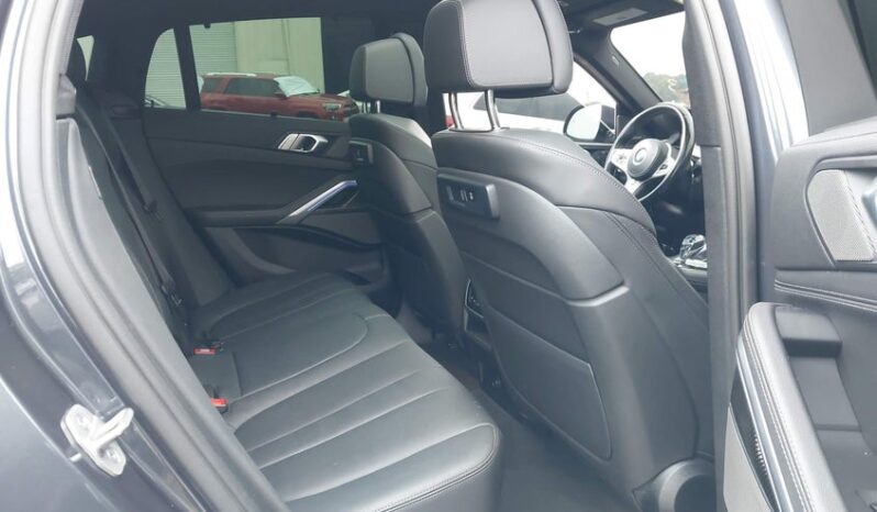 
								2021 BMW X6 full									