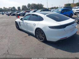 
										2022 Porsche Panamera full									