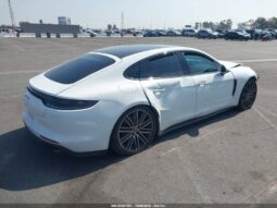 
										2022 Porsche Panamera full									