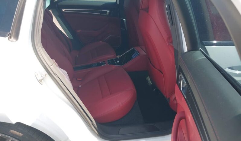 
								2022 Porsche Panamera full									