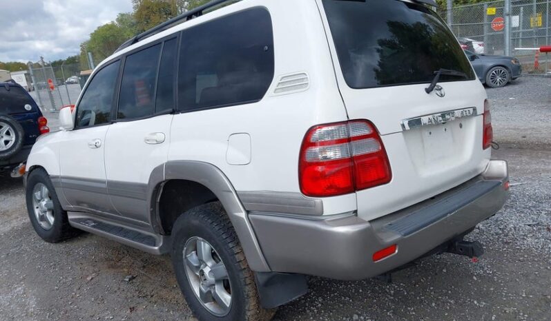 
								2005 Toyota Land cruiser full									