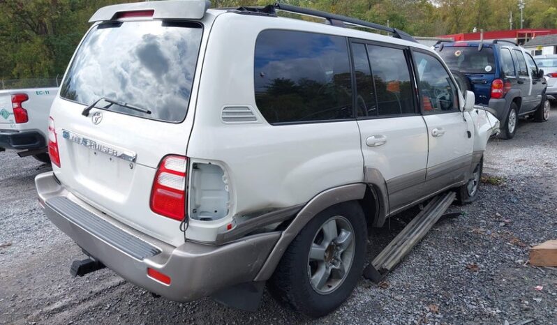 
								2005 Toyota Land cruiser full									