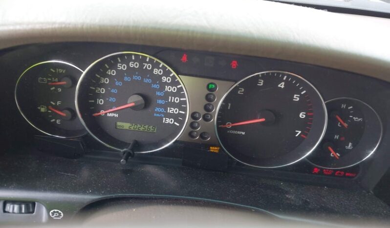 
								2005 Toyota Land cruiser full									