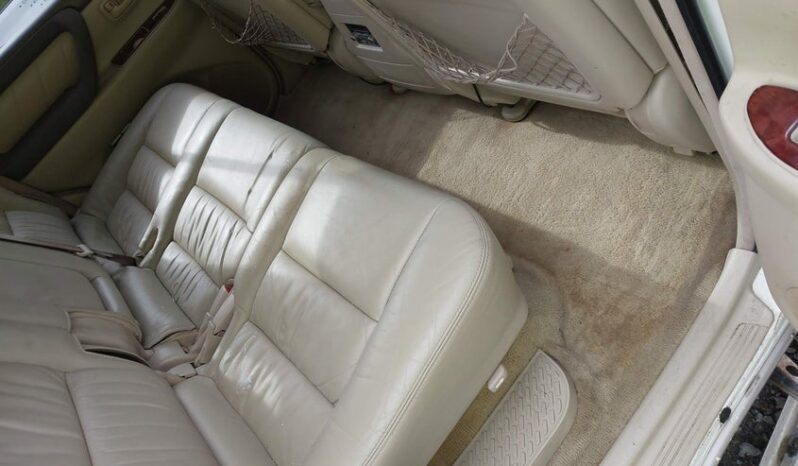 
								2005 Toyota Land cruiser full									
