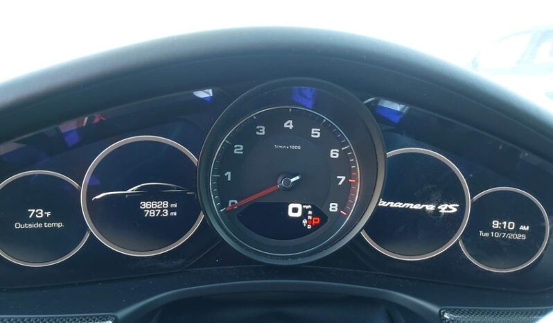 
								2018 Porsche Panamera full									