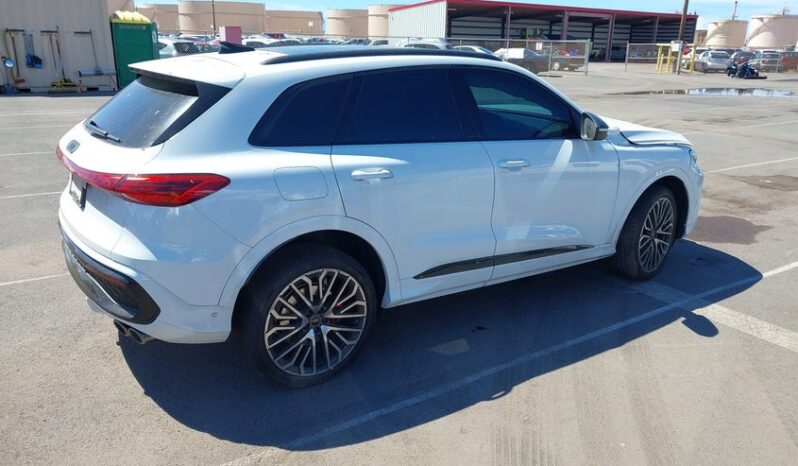 
								2025 Audi Sq5 full									