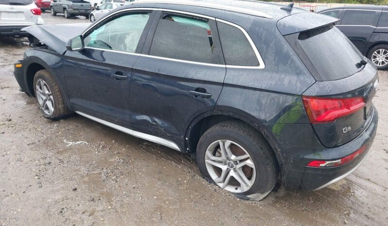 
								2019 Audi Q5 full									