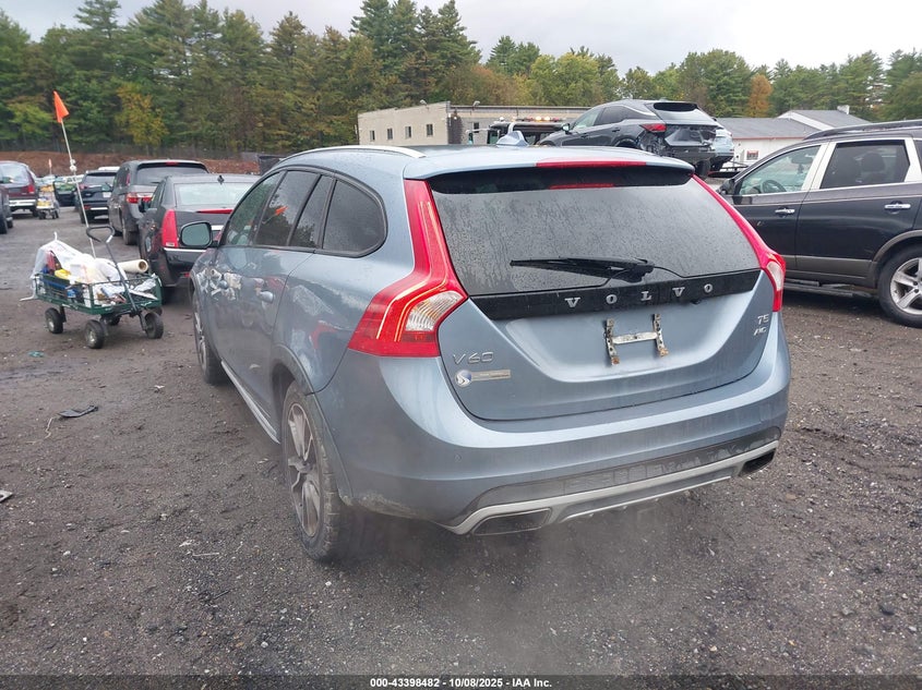 2017 Volvo V60 cross country