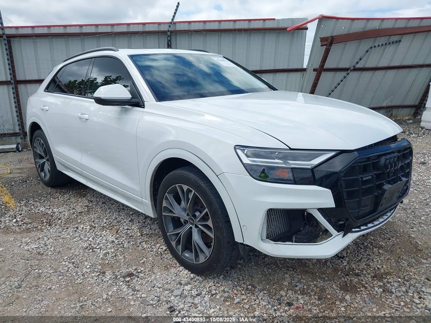 2022 Audi Q8