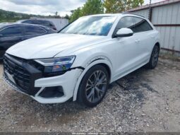 
										2022 Audi Q8 full									