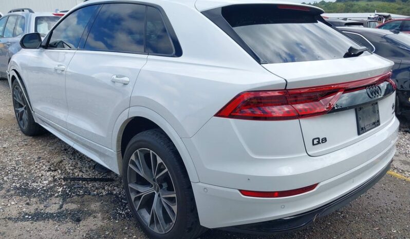 
								2022 Audi Q8 full									