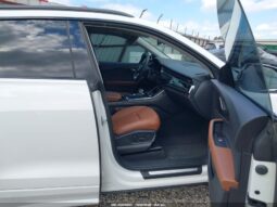
										2022 Audi Q8 full									
