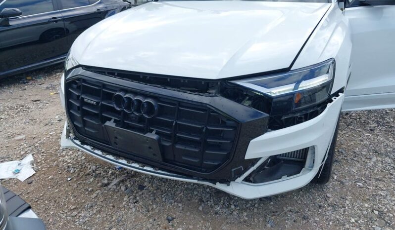 
								2022 Audi Q8 full									
