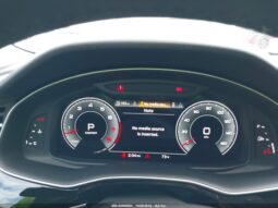 
										2022 Audi Q8 full									