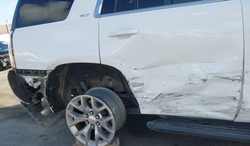 
								2017 Gmc Yukon full									