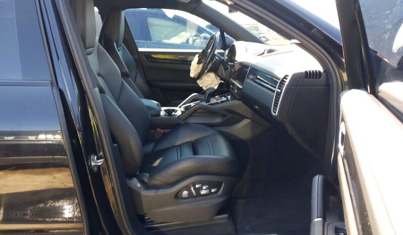 
								2019 Porsche Cayenne full									