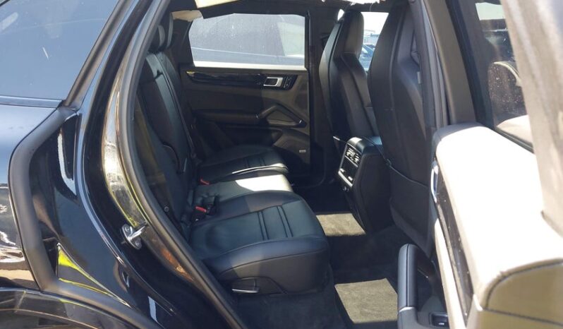 
								2019 Porsche Cayenne full									