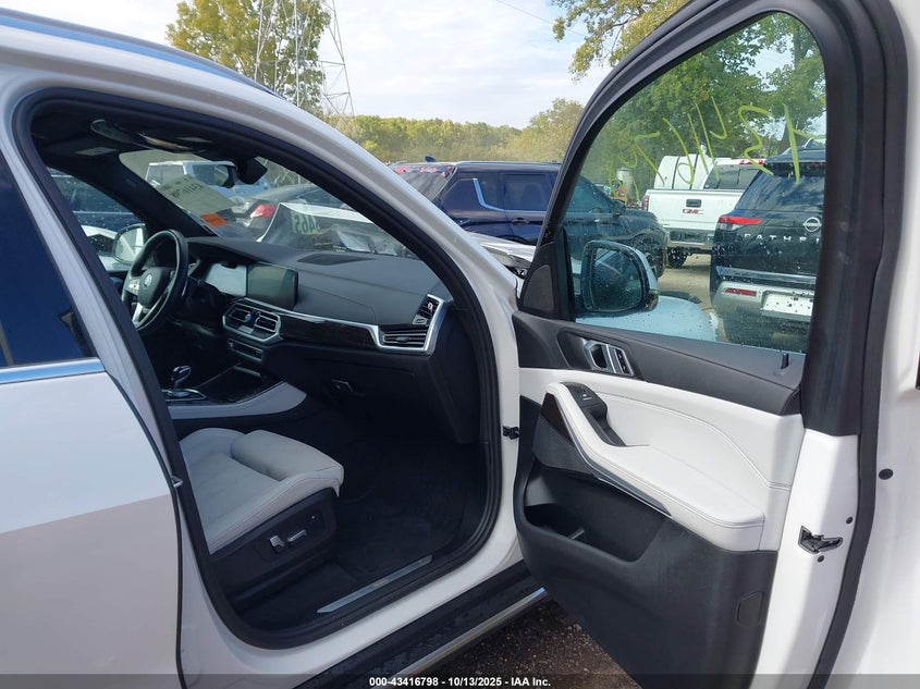 2023 BMW X5