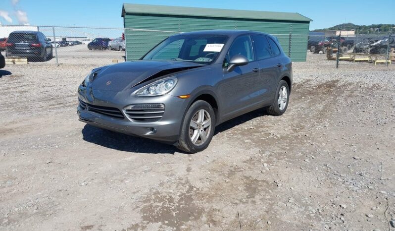 
								2013 Porsche Cayenne full									