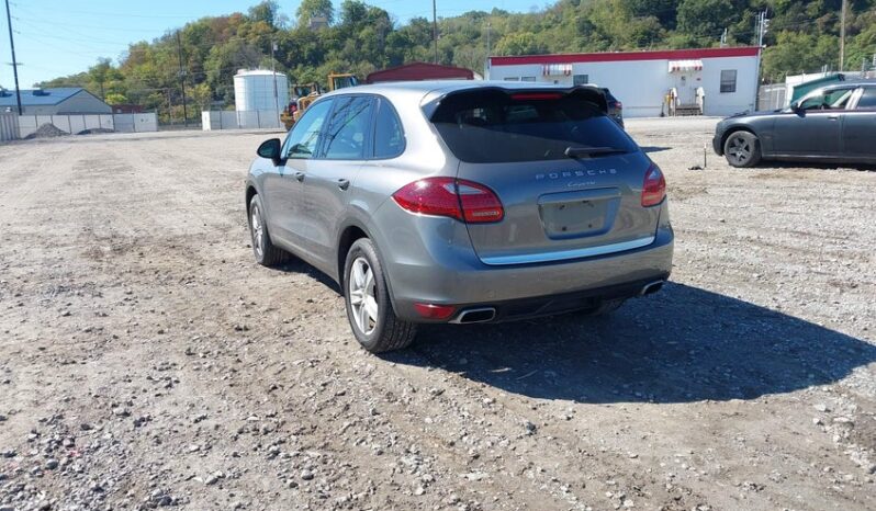 
								2013 Porsche Cayenne full									