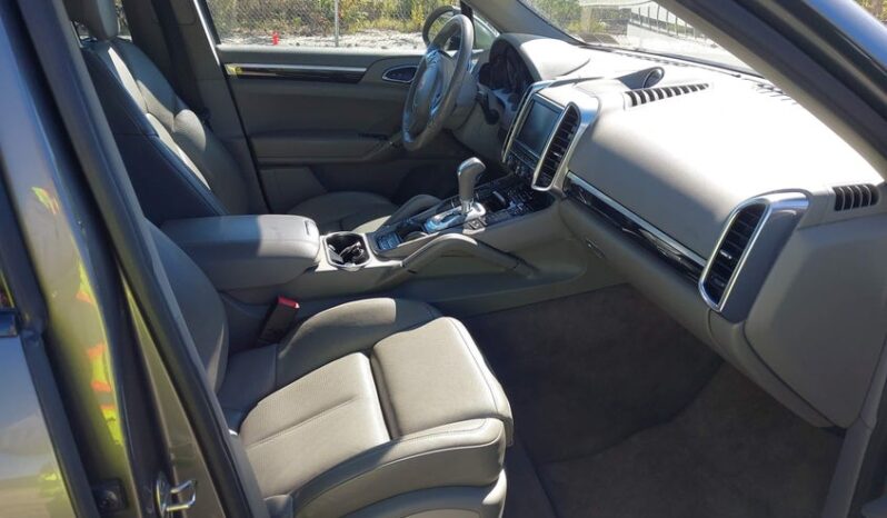 
								2013 Porsche Cayenne full									