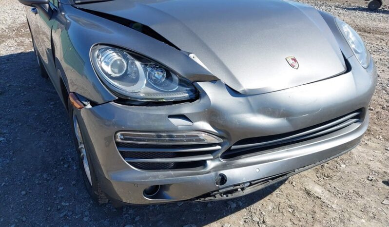 
								2013 Porsche Cayenne full									