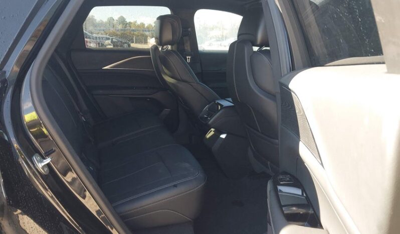 
								2025 Cadillac Lyriq full									