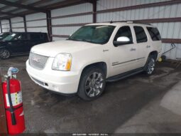 
										2013 Gmc Yukon full									