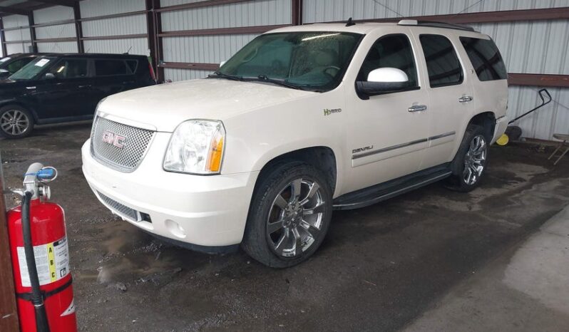 
								2013 Gmc Yukon full									