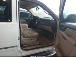 
										2013 Gmc Yukon full									