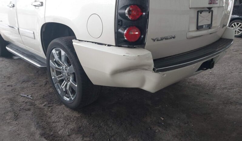 
								2013 Gmc Yukon full									